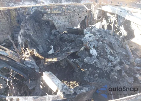 2018 Mercedes-Benz C 300 из США, поврежденный, VIN WDDWJ4JB9JF683206